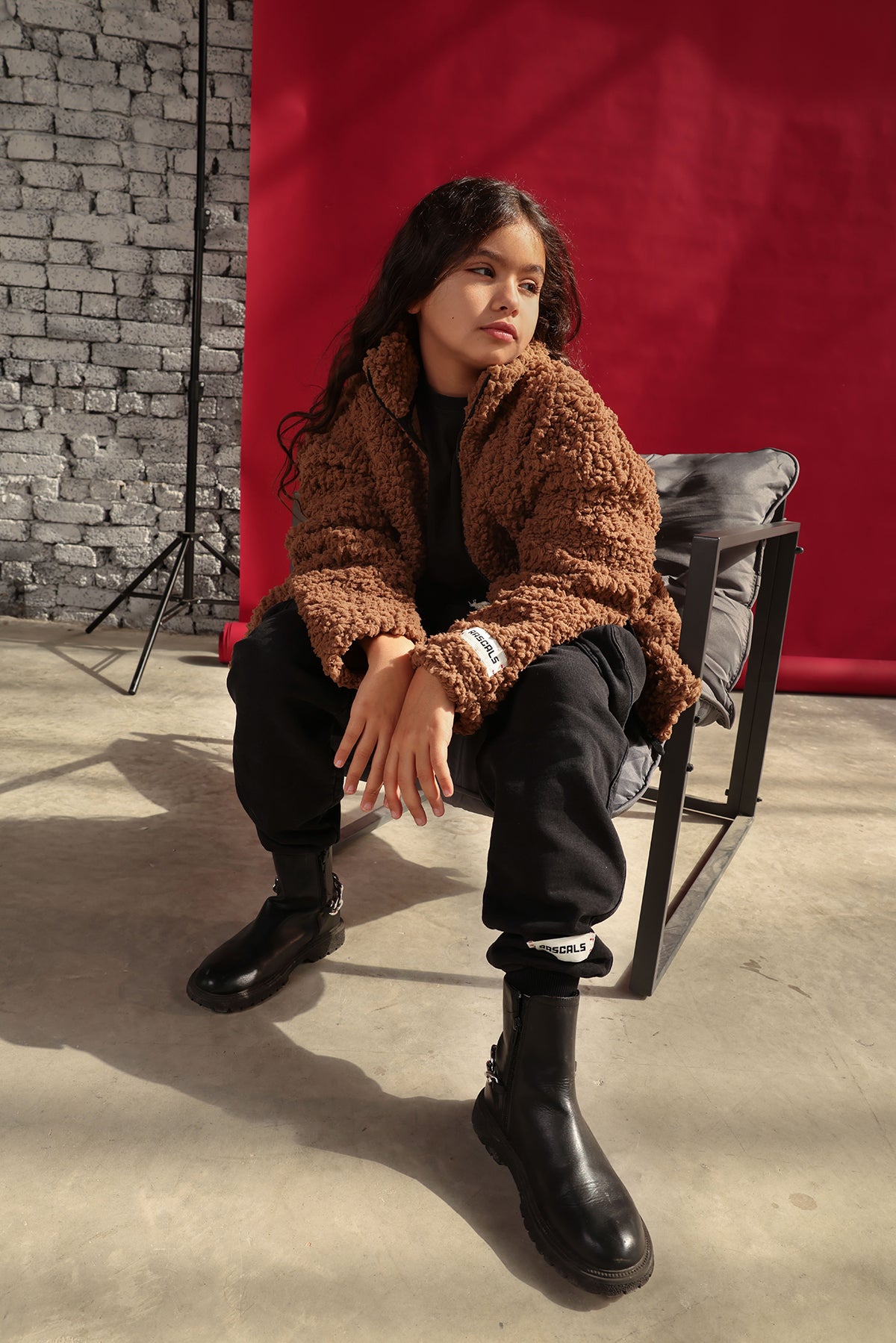 The Teddy hug jacket- youth