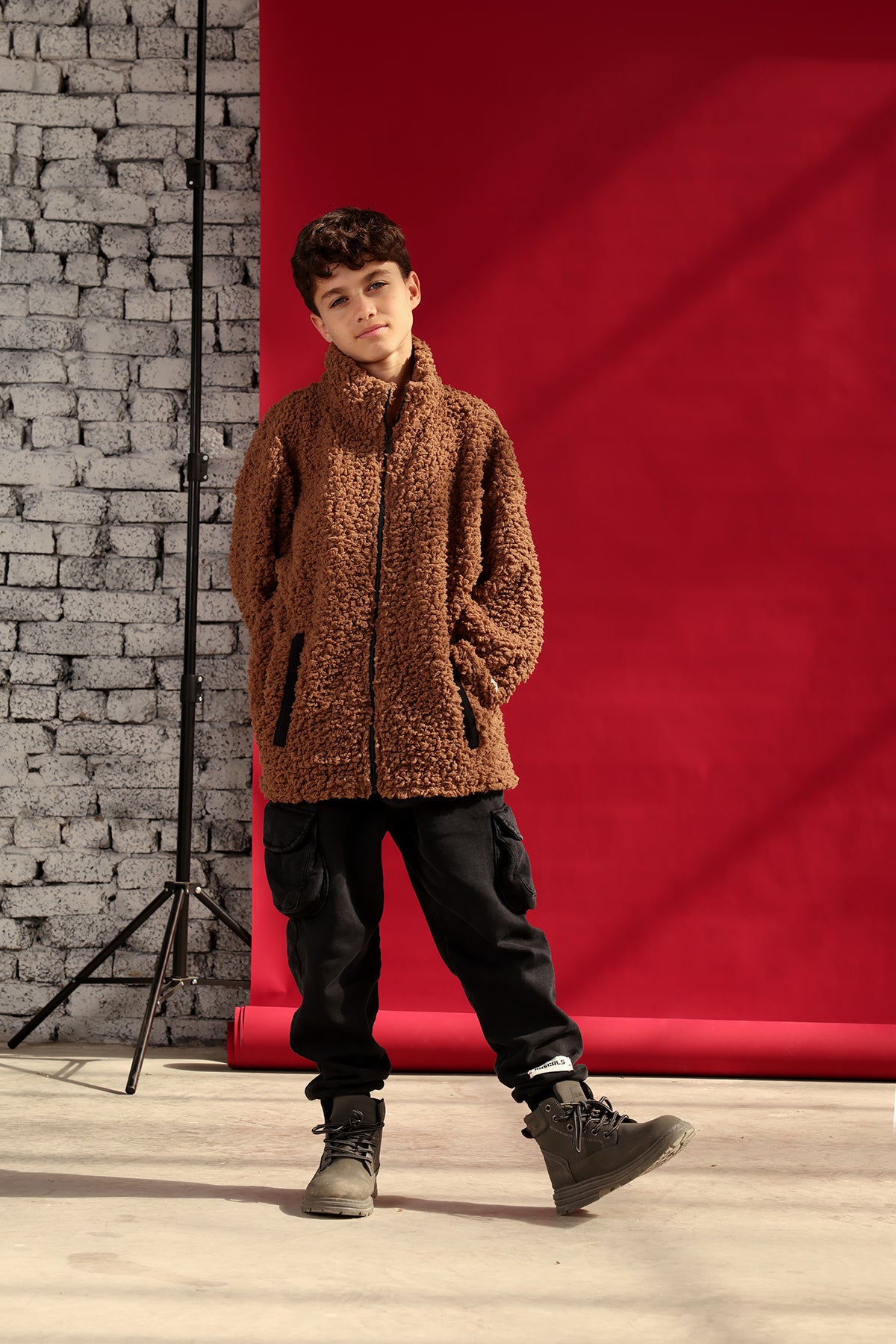 The Teddy hug jacket- youth